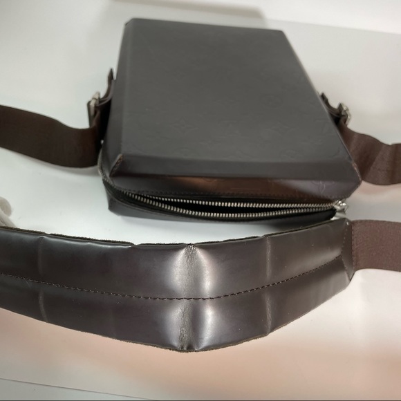 Louis Vuitton Grace Bobby Mat - Brown - Picture 6 of 9